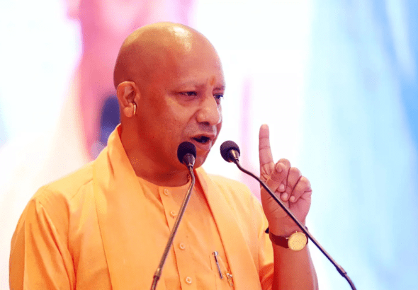 Congress is the biggest problem in the country: CM Yogi